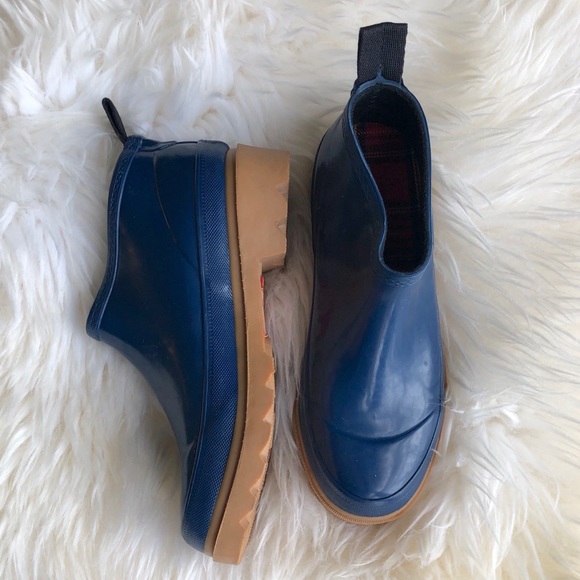 Midwest Shoes - Vintage Navy Midwest Rain Bootie Galoshes Sz 6